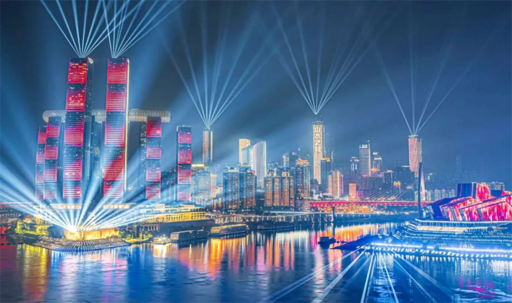 欧玛灯光防水系列助阵全场！2025央视春节联欢晚会（重庆分会场）